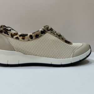 Zapato de rejilla beige