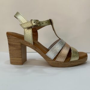 Sandalia multicolor